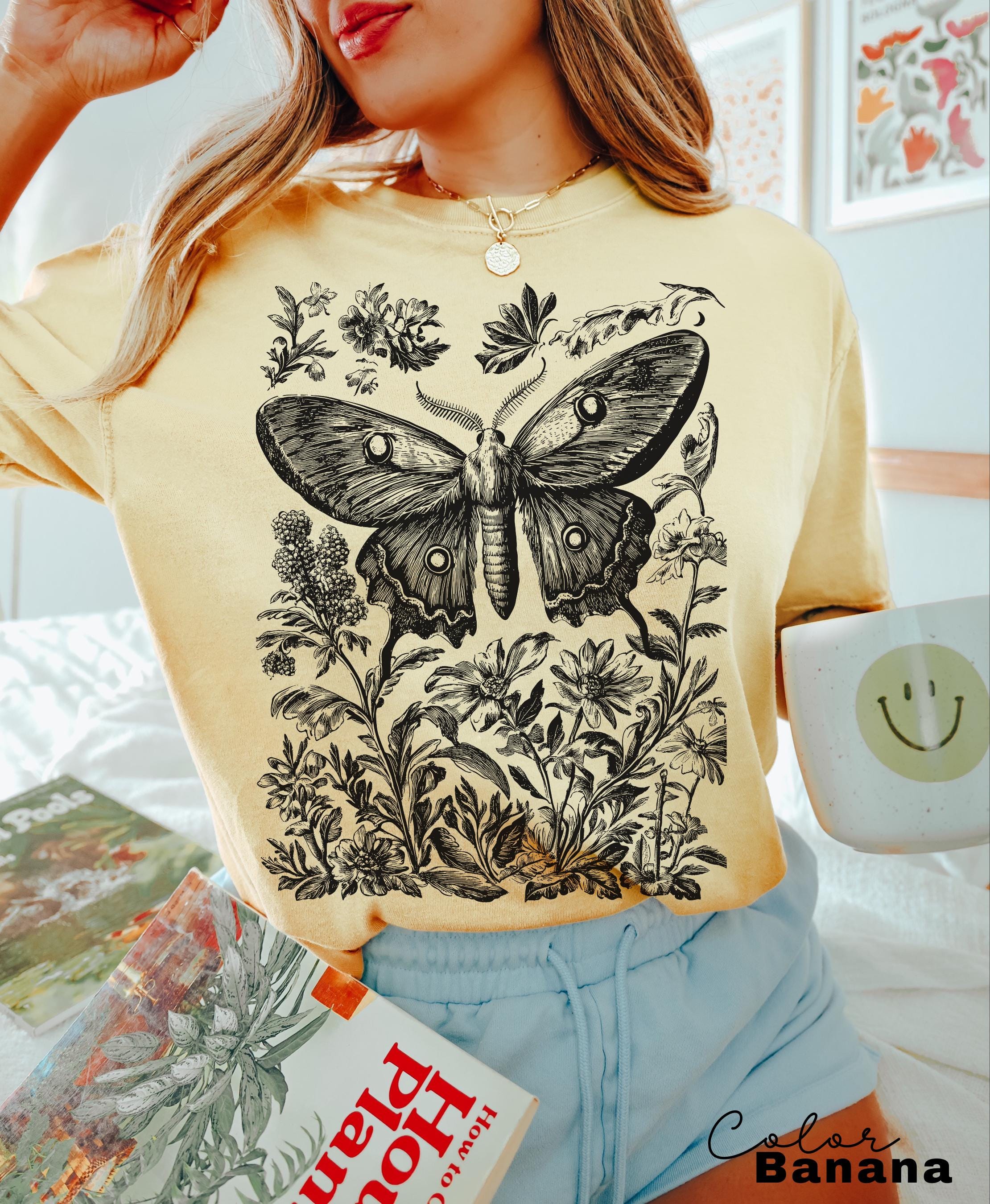 Vintage Oversized Comfort Colors Moth Shirt, Cottagecore Nature Sweatshirt, Washed Boho Gothic Nature Tee,