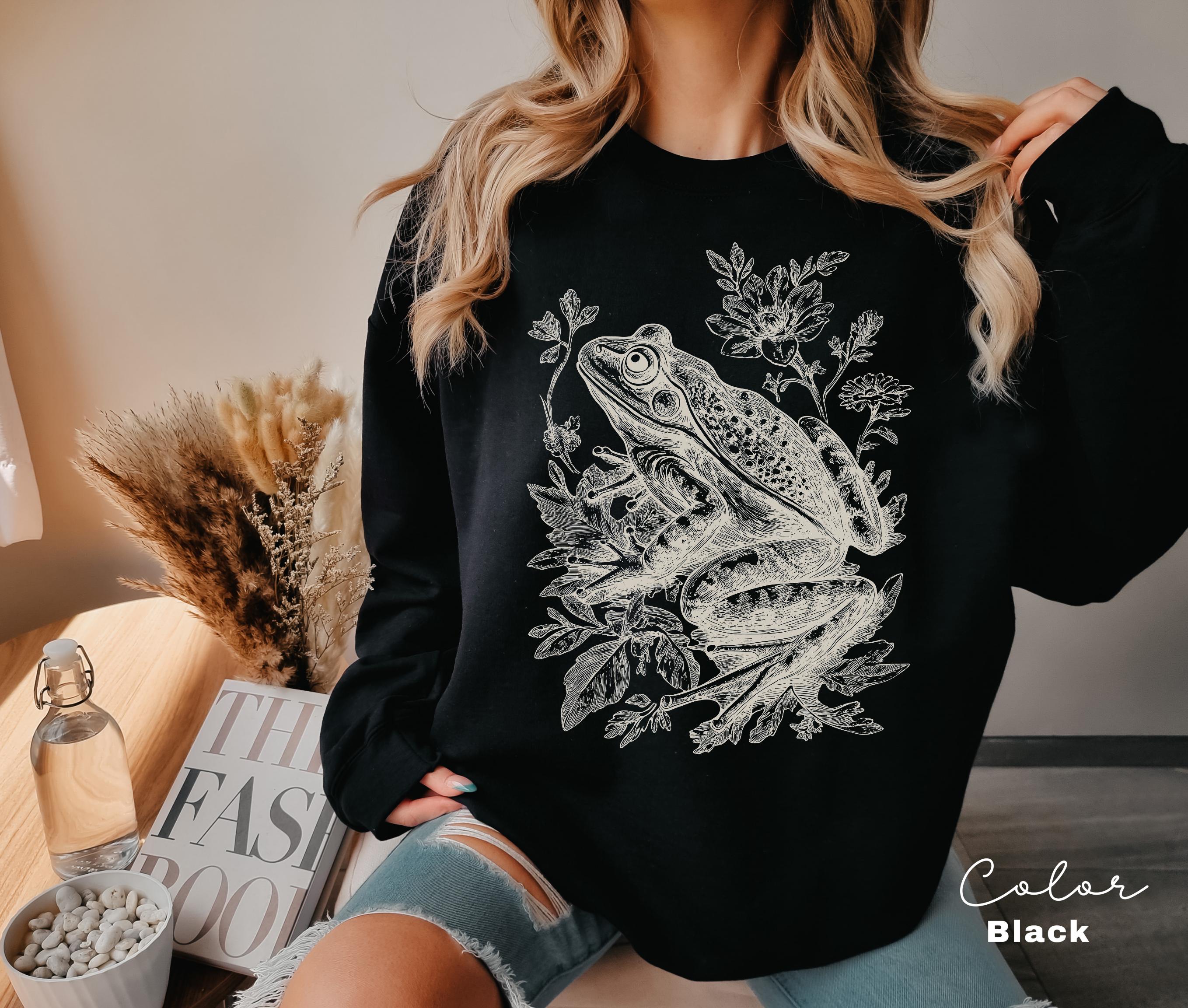 Cottagecore Frog Shirt, Frog Folk Art Forest Animal Sweatshirt, Woodland Aesthetic Top, Comfort Colors Tee, Boho Crewneck