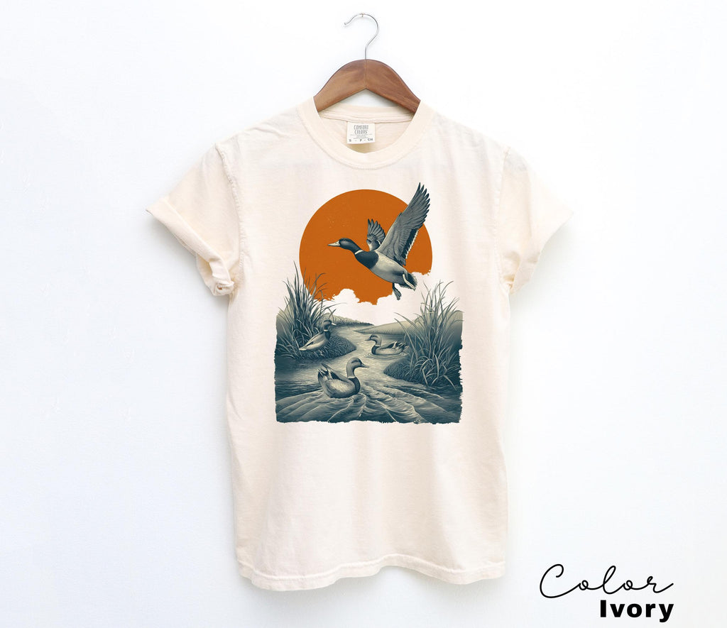 Duck Nature Shirt, 90's Flying Mallard Duck Sweatshirt, Nature Lover Sweatshirt, Bird Animal Outdoor Lover Shirt, Country Duck Shirt