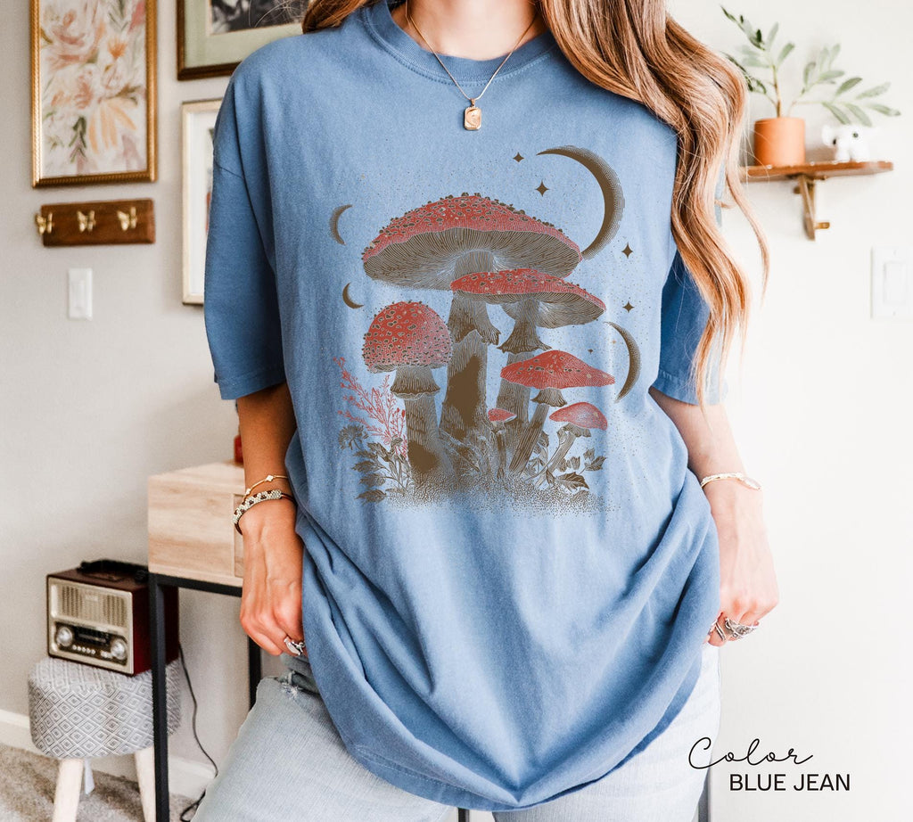 Retro Celestial Mushroom Shirt, Boho Trendy Sweatshirt, Astrology Shirt, Mushroom Lover Gift Tee, Botanic Sweatshirt