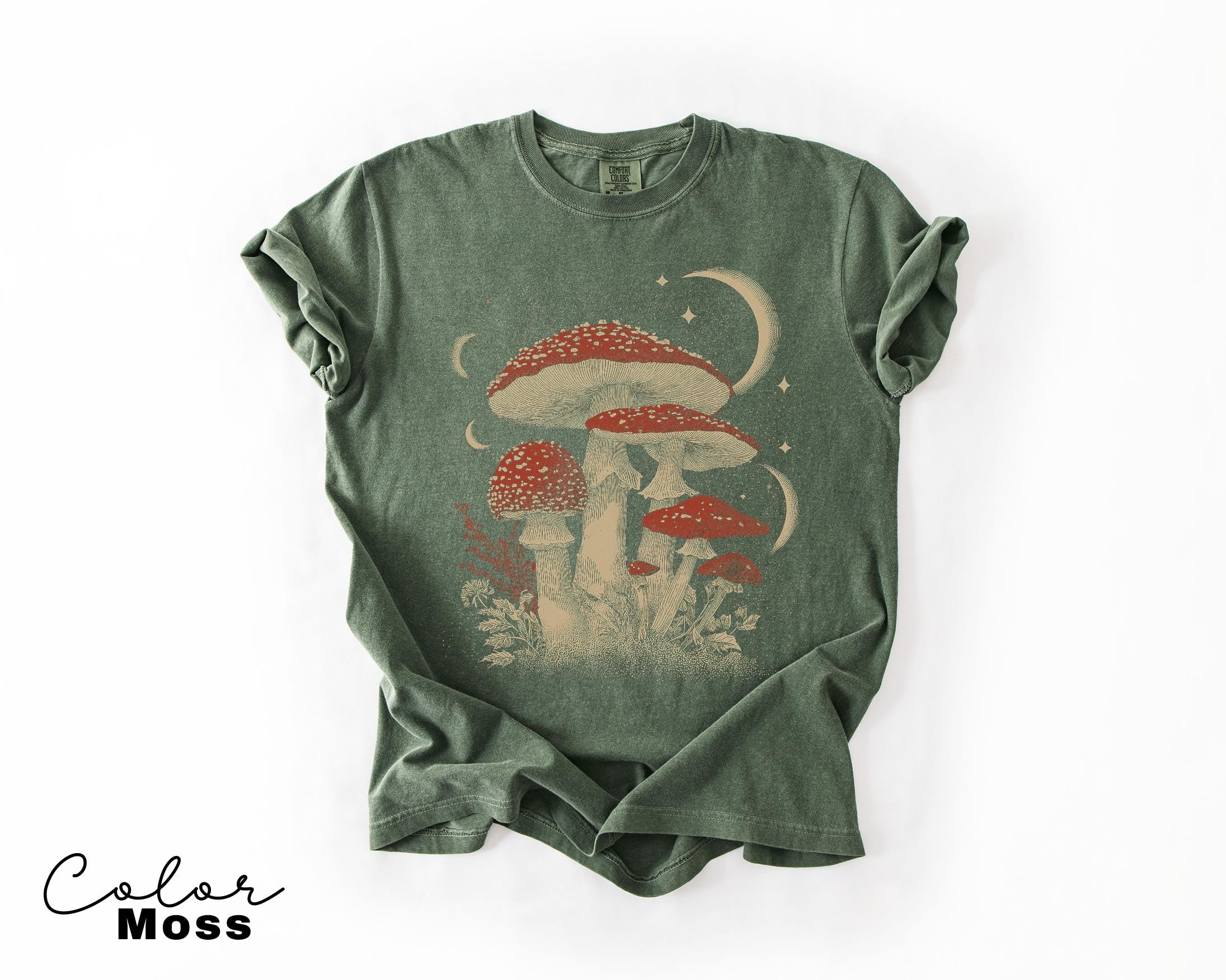 Retro Celestial Mushroom Shirt, Boho Trendy Sweatshirt, Astrology Shirt, Mushroom Lover Gift Tee, Botanic Sweatshirt