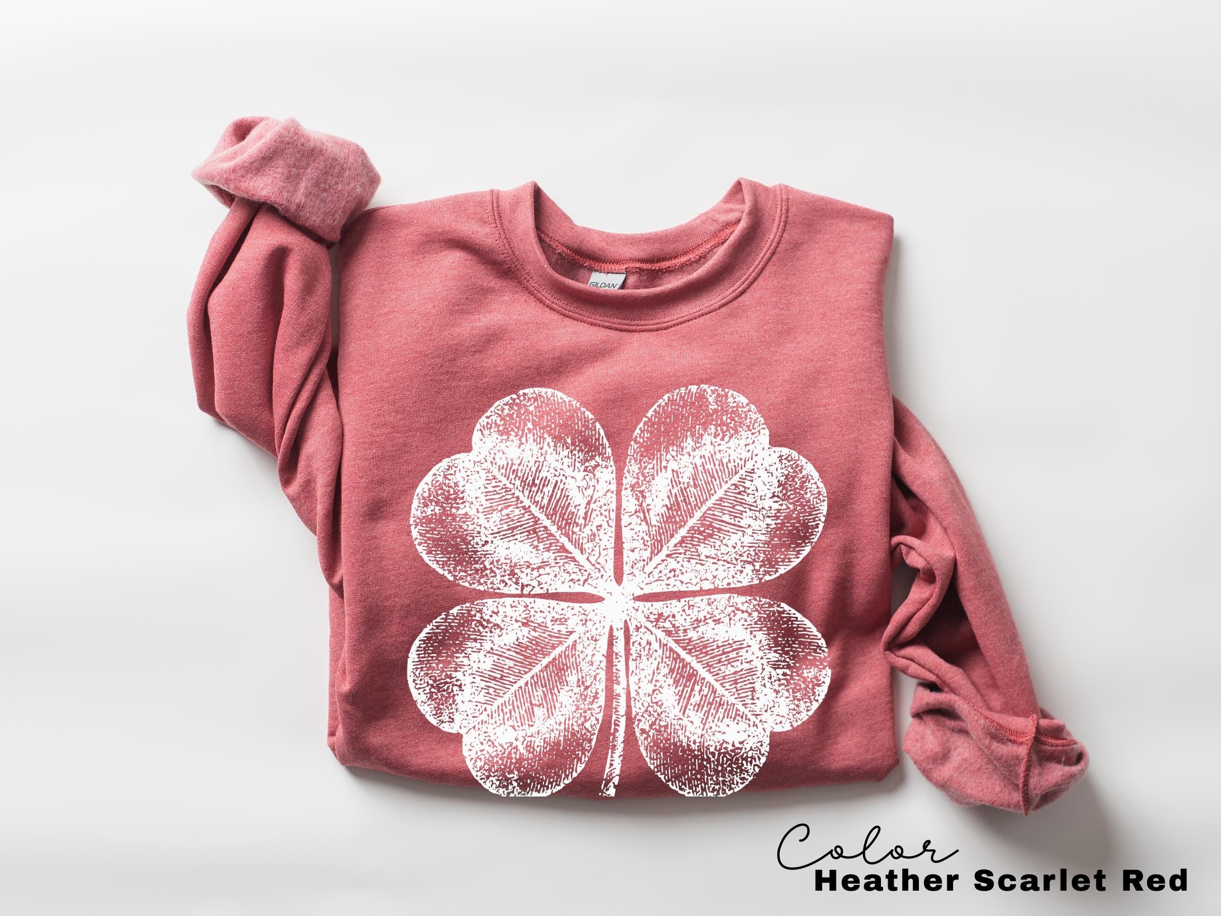 St Patricks Day Comfort Colors Shirt Lucky Shamrock Tshirt Cute Saint Patrick's Party Tee Four Leaf Clover T-shirt Irish Retro