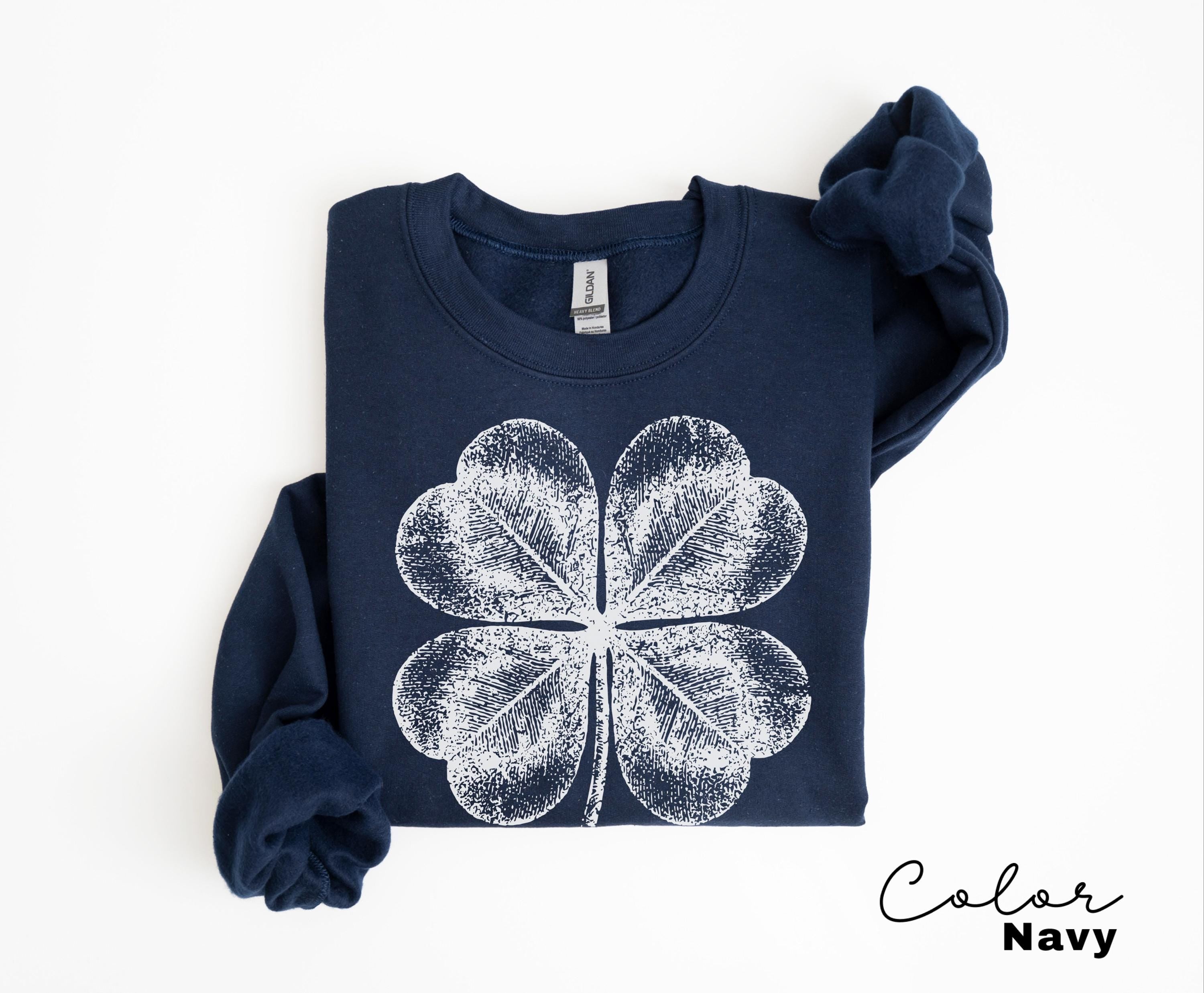 St Patricks Day Comfort Colors Shirt Lucky Shamrock Tshirt Cute Saint Patrick's Party Tee Four Leaf Clover T-shirt Irish Retro
