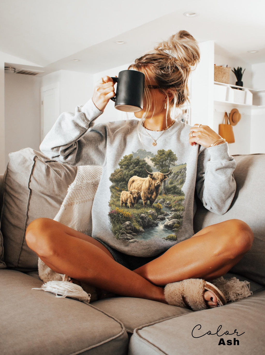 Cows Lover, Sunflower Spring T-shirt, Highland Cow, Nature Sweatshirt, Boho Western, Cottagecore, Western Farm Life