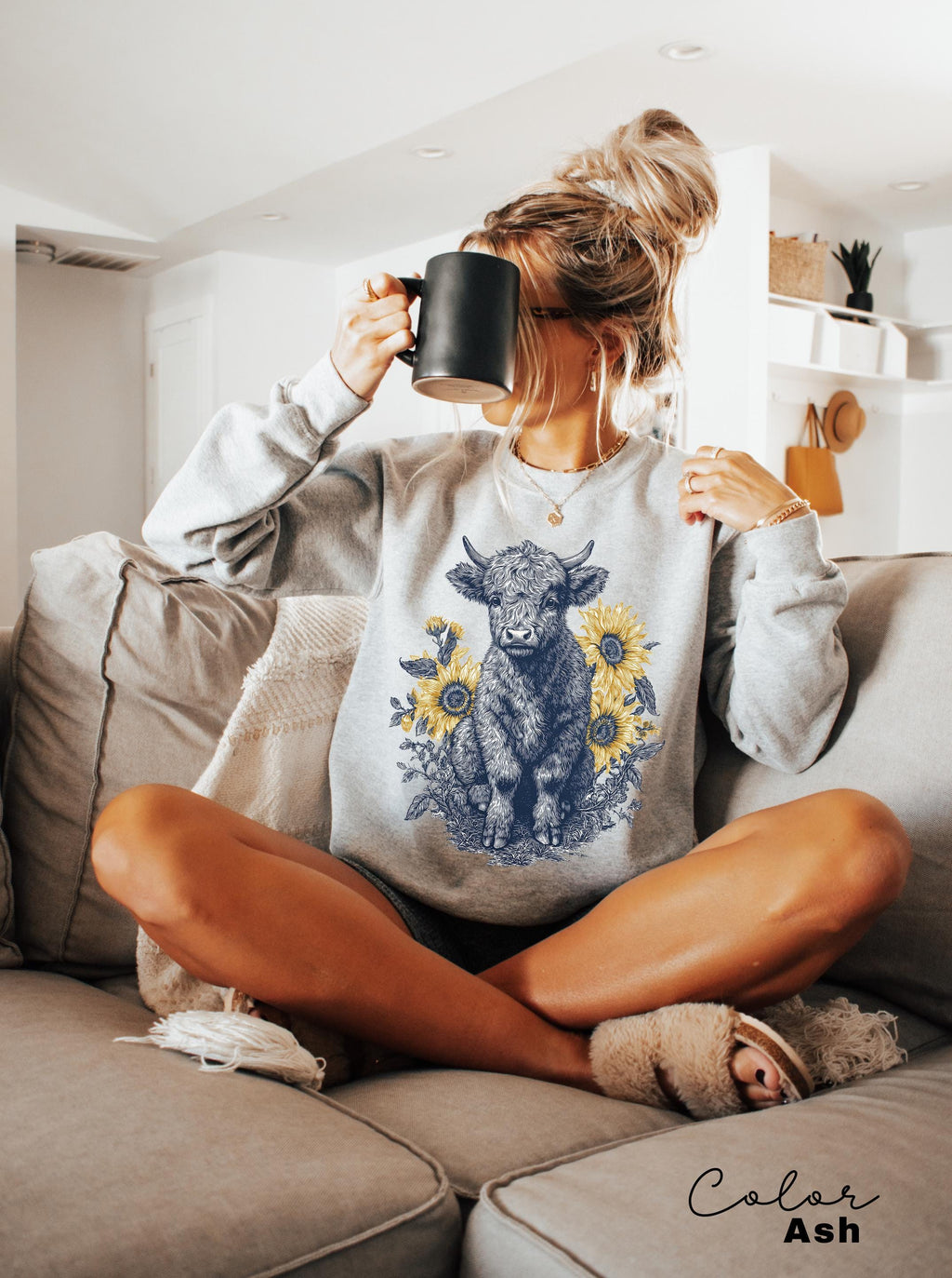 Highland Cow Sweatshirt, Country Farm Shirt Crewneck, Cute Cow Sweater, Western Crewneck, Highland Cow Hoodie, Cow Gifts, Cow T-Shirt