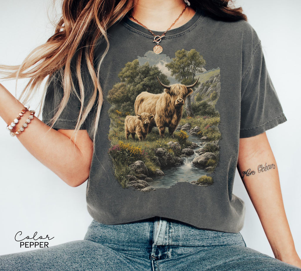 Cows Lover, Sunflower Spring T-shirt, Highland Cow, Nature Sweatshirt, Boho Western, Cottagecore, Western Farm Life