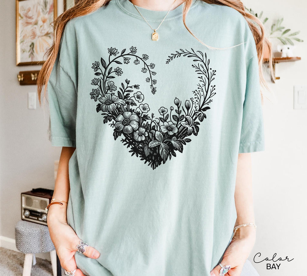 Vintage Wildflowers Graphic Shirt, Comfort Colors, 90s Retro Flowers Sweatshirt, Pressed Flowers, Gift For Her, Flower Girl,