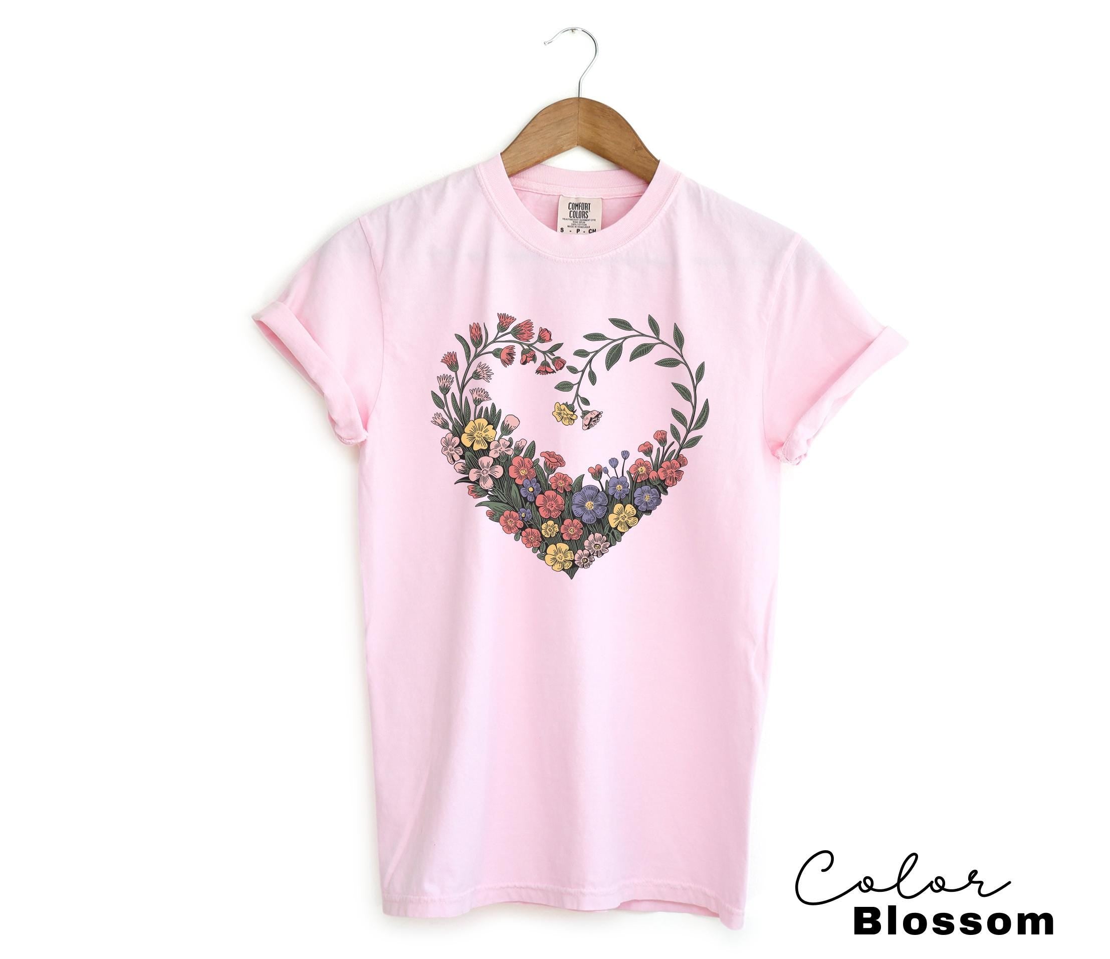 Cottagecore Floral Heart Shirt, Pressed Flower Tee, Boho Botanical Wildflower Shirt, Gift for Her