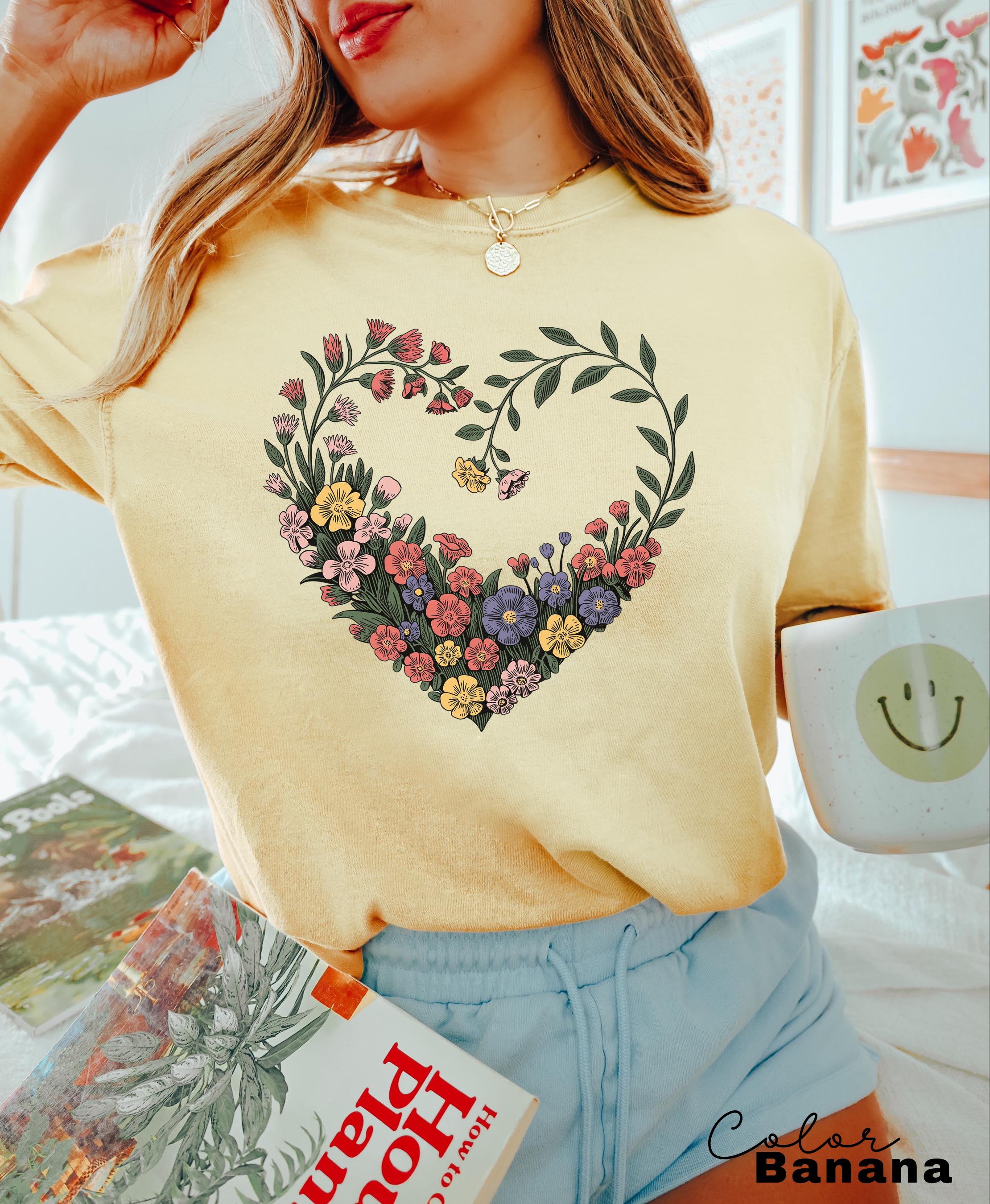 Cottagecore Floral Heart Pressed Flower T-Shirt