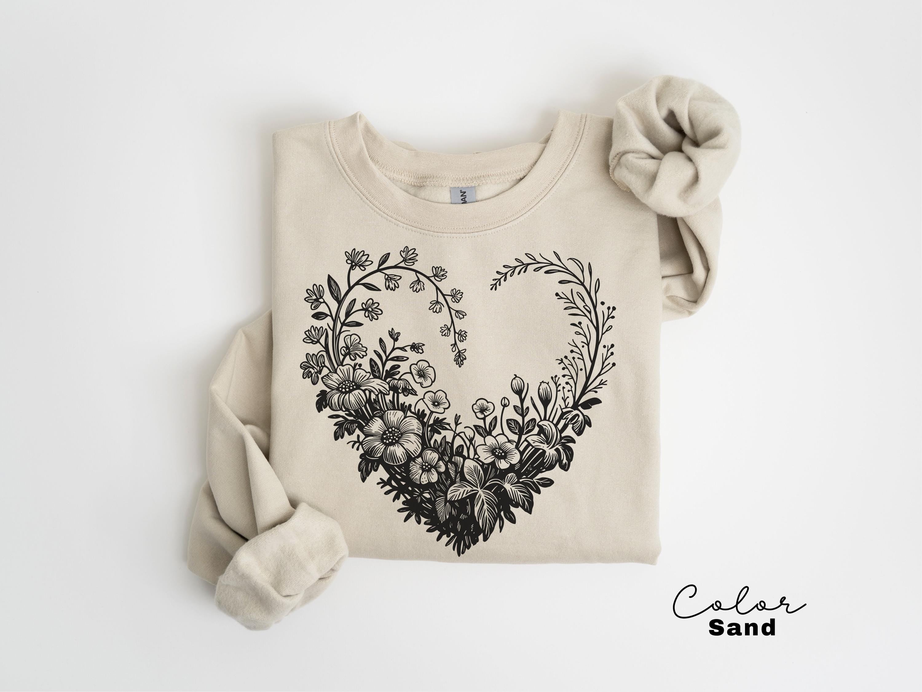 Vintage Wildflowers Graphic Shirt, Comfort Colors, 90s Retro Flowers Sweatshirt, Pressed Flowers, Gift For Her, Flower Girl,