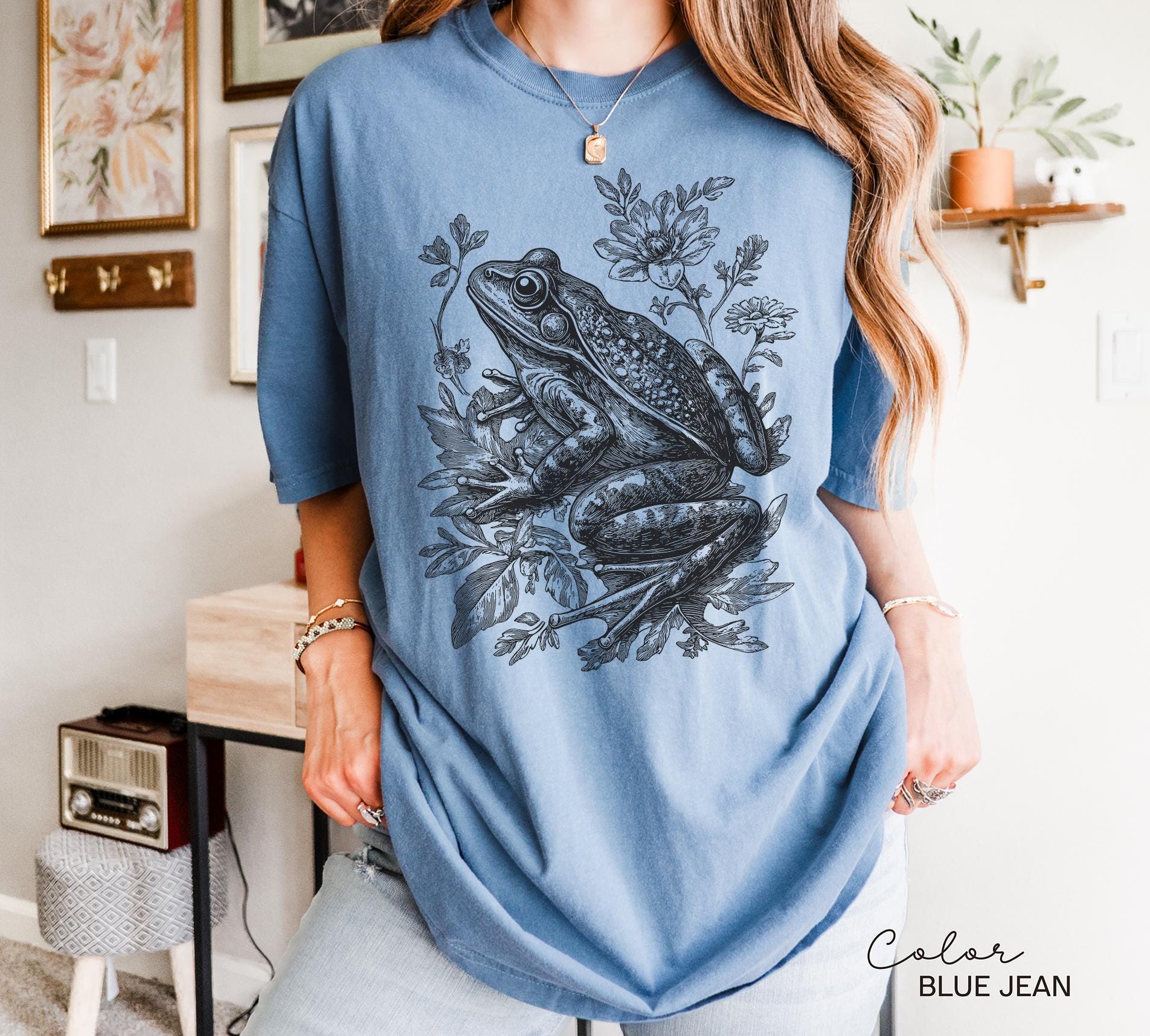 Cottagecore Frog Sweatshirt, Folk Art Forest Animal Tee