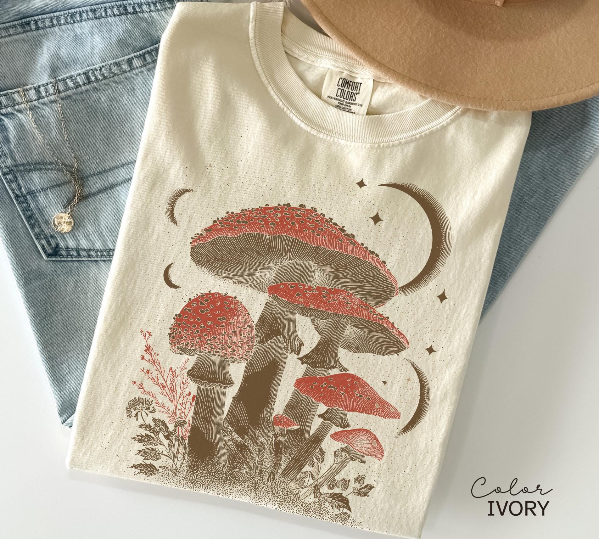 Retro Celestial Mushroom Shirt, Boho Trendy Sweatshirt, Astrology Shirt, Mushroom Lover Gift Tee, Botanic Sweatshirt