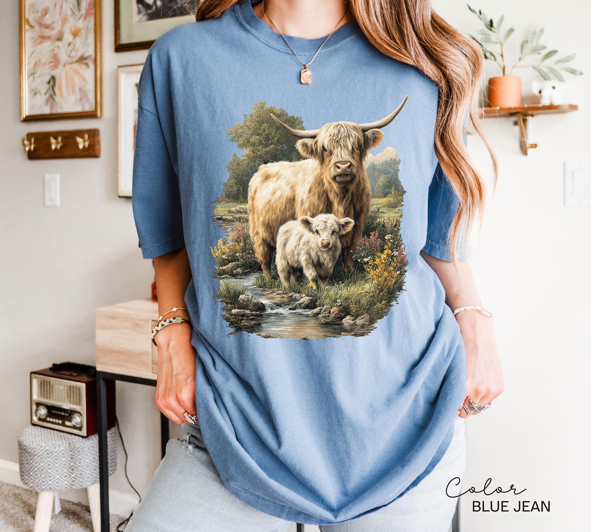 Highland Cow Retro 90s Nature Sweatshirt, Cows Lover Tee, Retro Country, Vintage Style Nature Cow, Cottagecore, Western Farm Life