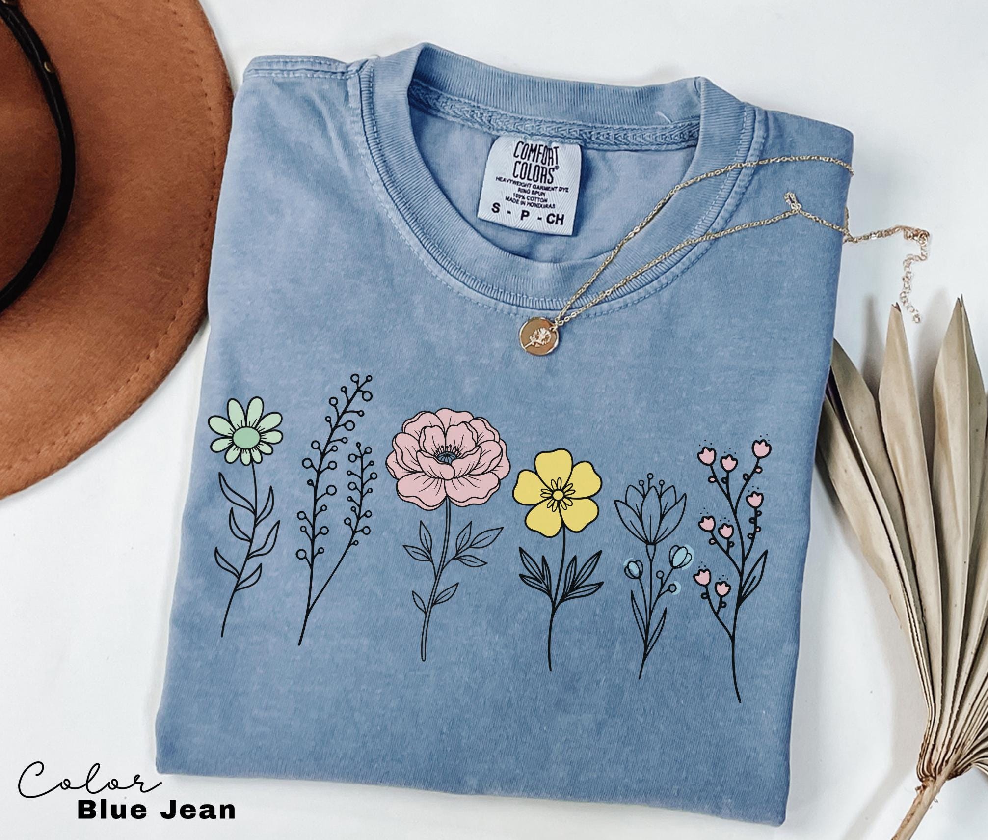 Boho Wildflower Shirt, Vintage Style Botanical Graphic Sweatshirt, Floral Cottagecore Nature Shirt