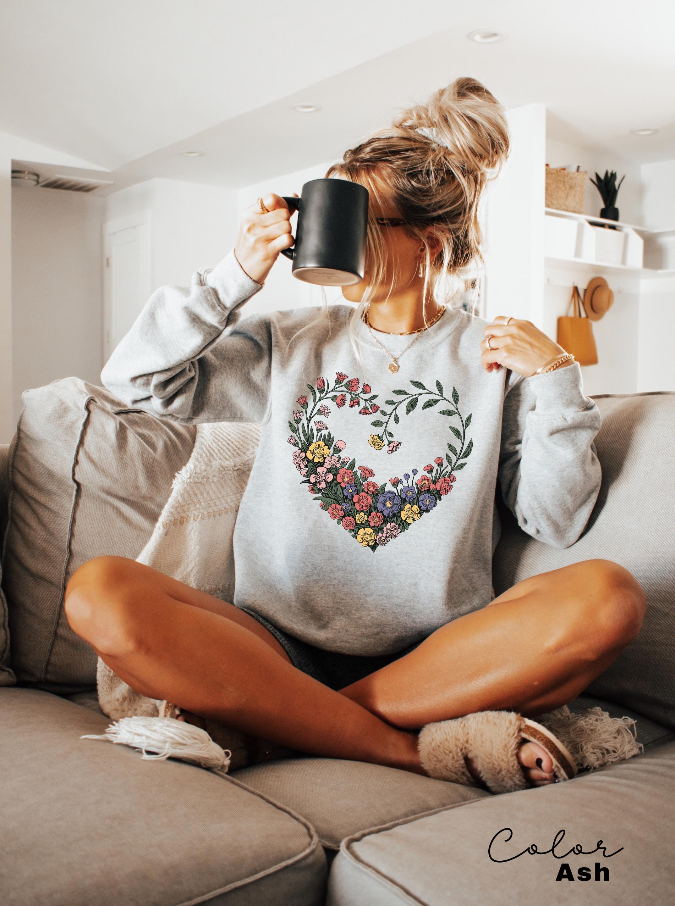 Cottagecore Floral Heart Shirt, Pressed Flower Tee, Boho Botanical Wildflower Shirt, Gift for Her