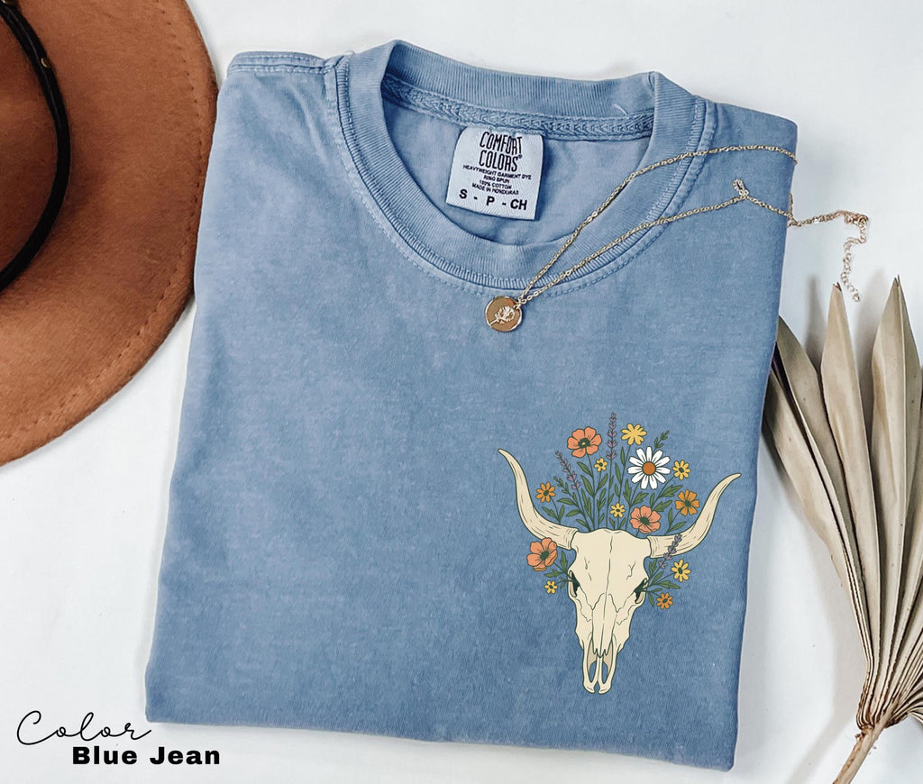 Cowgirl Wildflowers Longhorn Skull Shirt, Retro Western Graphic Tee, Comfort Colors Country Girl, Rodeo Outfit, Gift for Her, Country Farm