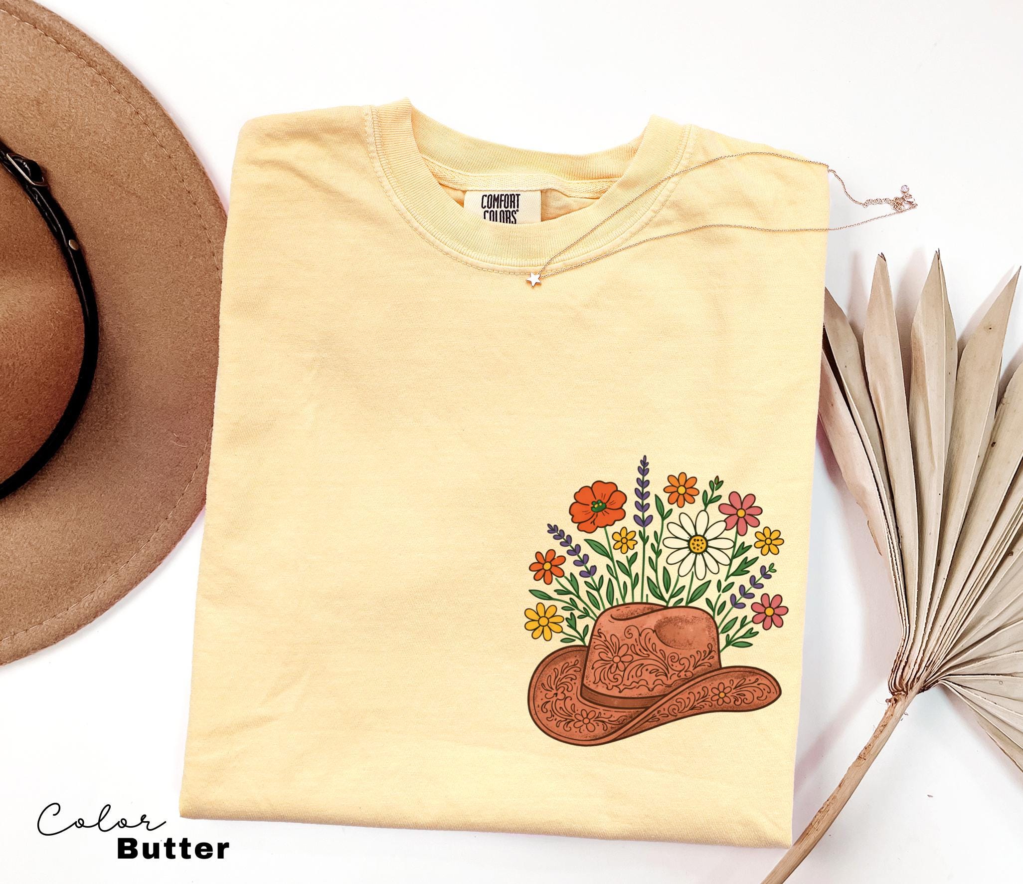 Cowgirl Wildflowers Shirt, Retro Western Graphic Tee, Comfort Colors Country Girl T-Shirt, Rodeo Outfit, Gift for Her, Country Farm