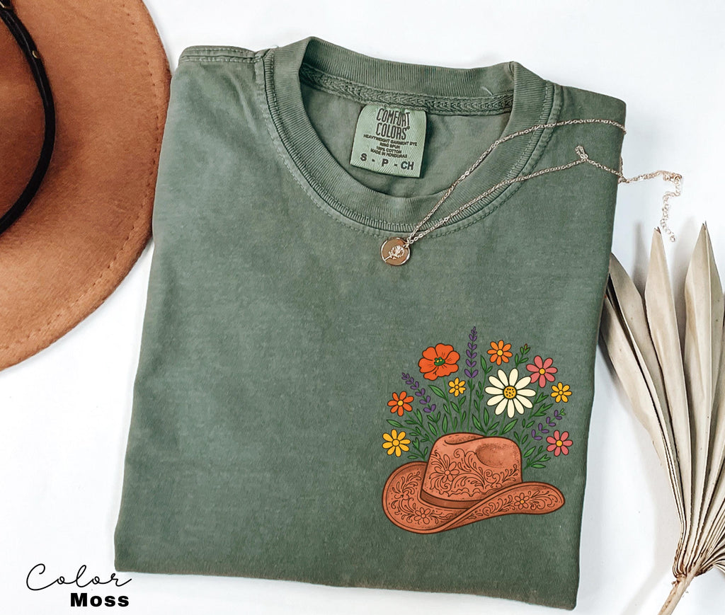 Cowgirl Wildflowers Shirt, Retro Western Graphic Tee, Comfort Colors Country Girl T-Shirt, Rodeo Outfit, Gift for Her, Country Farm