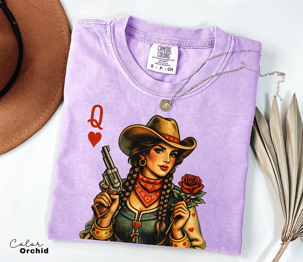 Cowgirl Queen Of Hearts Shirt, Retro Western Cowgirl Graphic Tee, Comfort Colors Country Girl T-Shirt, Vintage Rodeo Outfit, Playing Card