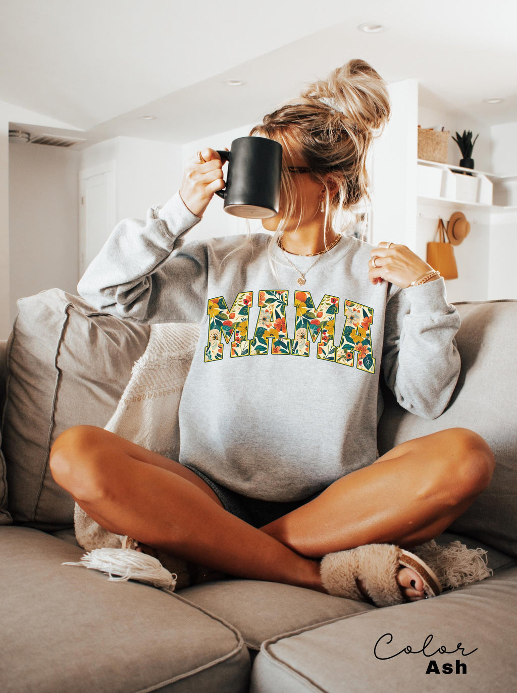 Mama Floral Flower Sweatshirt, Floral Mom Spring, Trendy Mom Sweatshirt, Women's Flower Mama, Spring Pregnancy Reveal Gift for New Mom