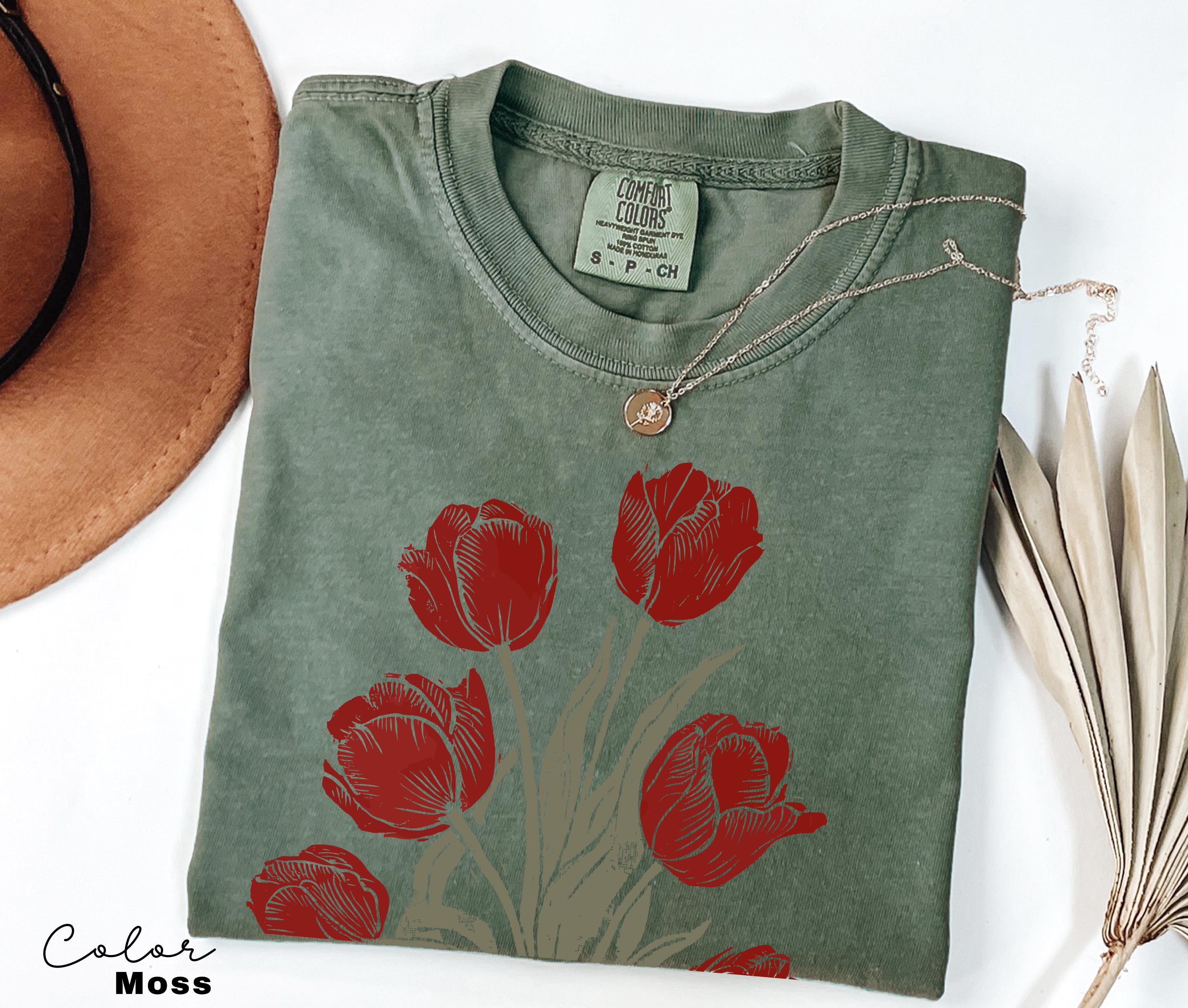 Tulip Flower Shirt Comfort Colors, Wildflowers Shirt, Cottagecore Floral Tee, Botanical Shirt, Nature Aesthetic Tee, April Birth Flower Gift