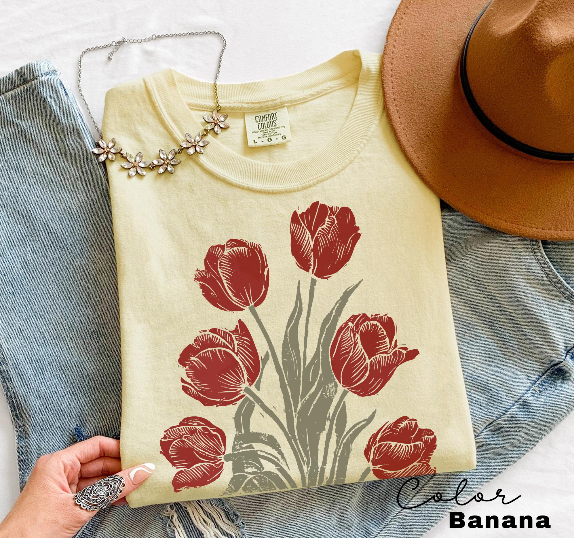 Tulip Flower Shirt Comfort Colors, Wildflowers Shirt, Cottagecore Floral Tee, Botanical Shirt, Nature Aesthetic Tee, April Birth Flower Gift