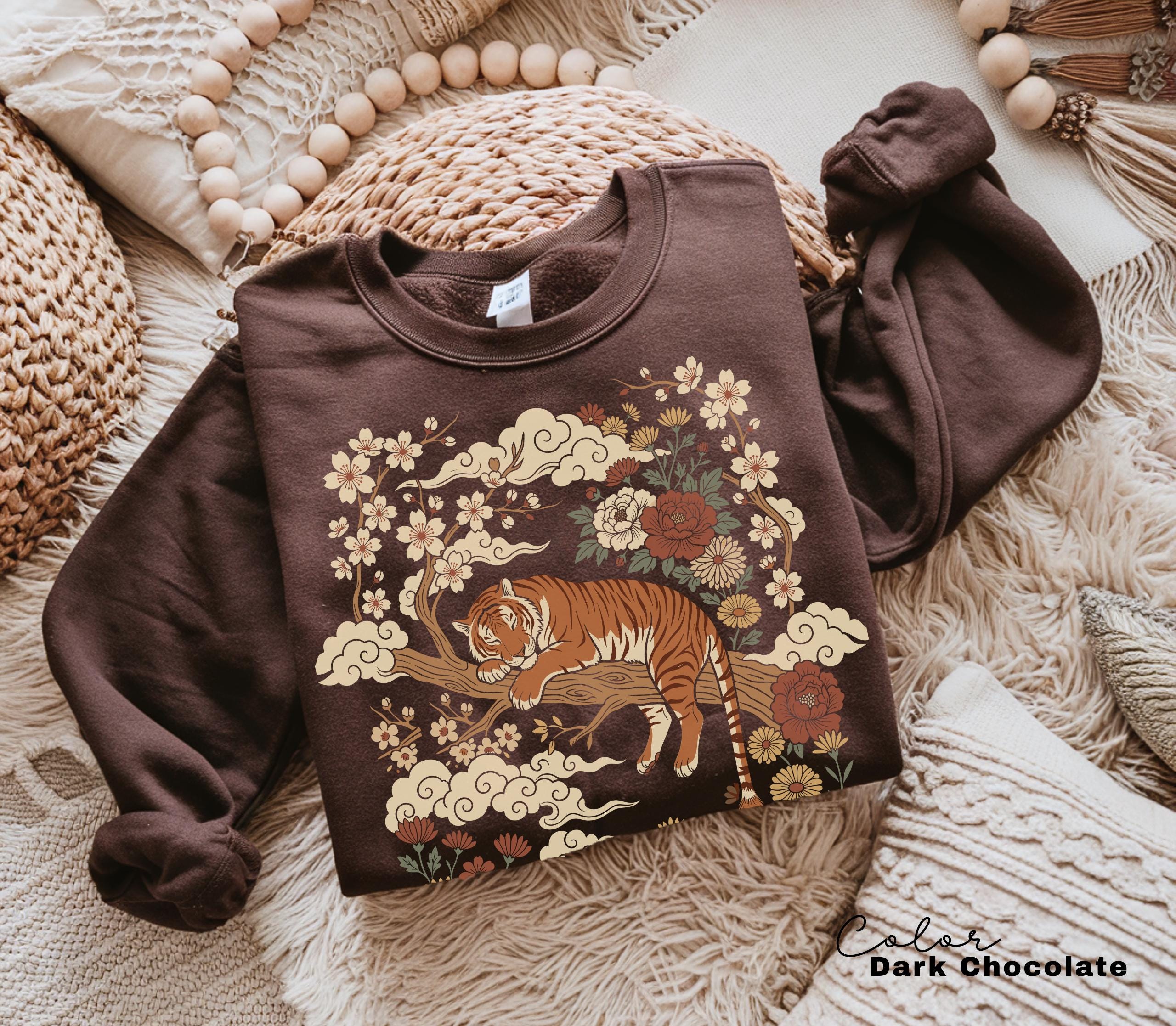 Retro Tiger T-Shirt, Animal Gift for Tiger Lover, Wild Cat Sweatshirt, Linocut Style, Boho, Cottagecore