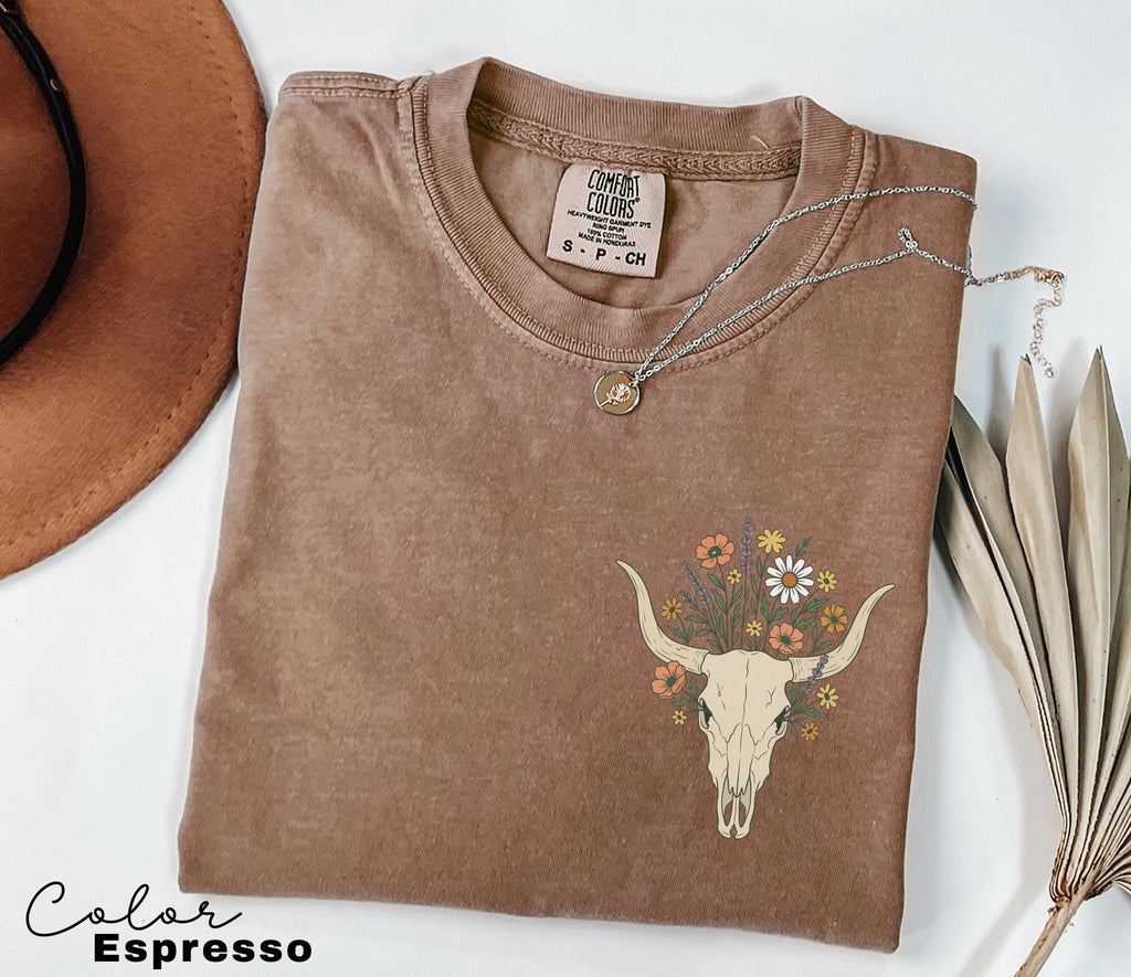 Cowgirl Wildflowers Longhorn Skull Shirt, Retro Western Graphic Tee, Comfort Colors Country Girl, Rodeo Outfit, Gift for Her, Country Farm