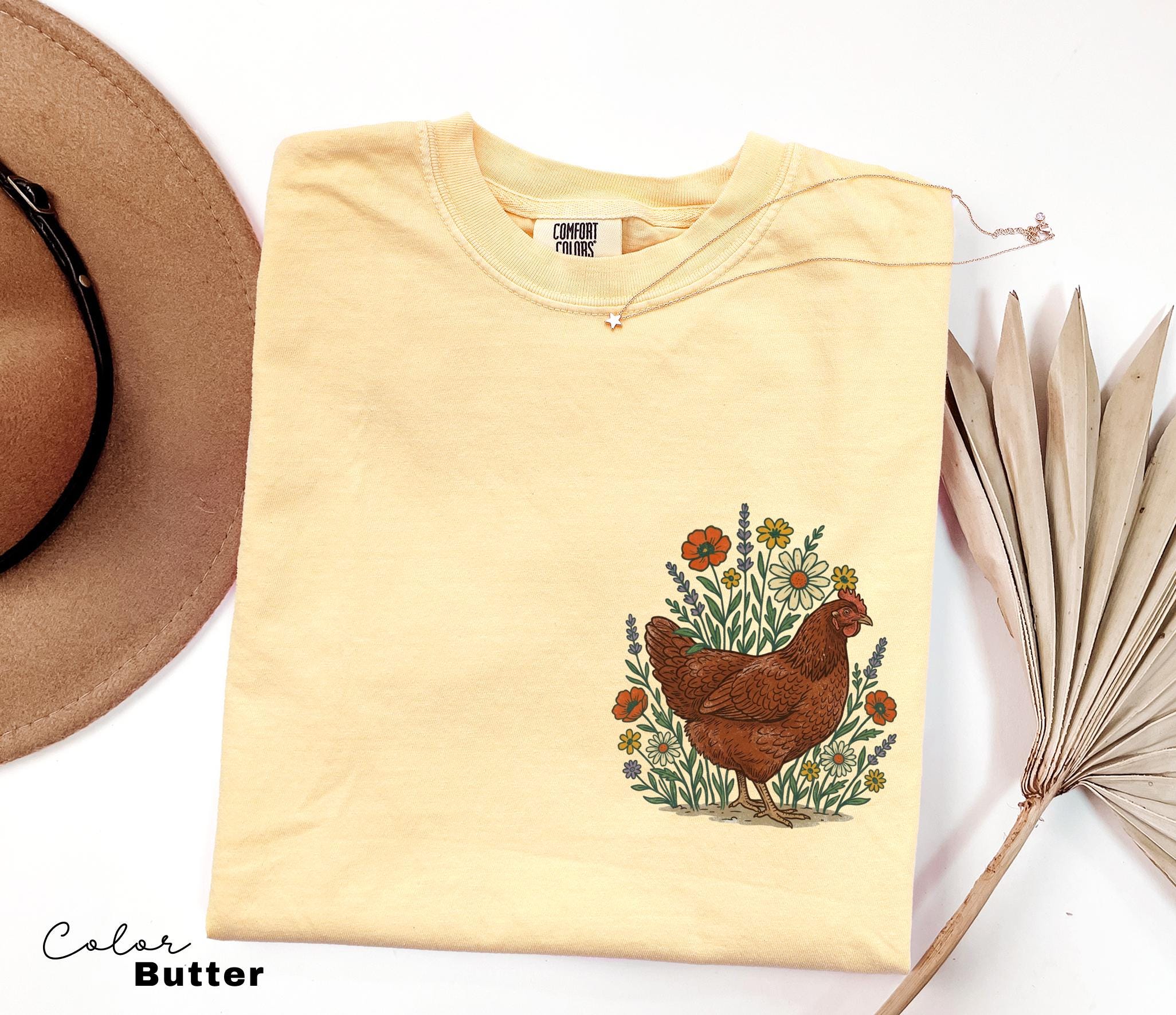 Chicken Flower Shirt, Retro Western Graphic Tee, Comfort Colors Country Girl T-Shirt, Rodeo Outfit, Gift for Her, Country Farm
