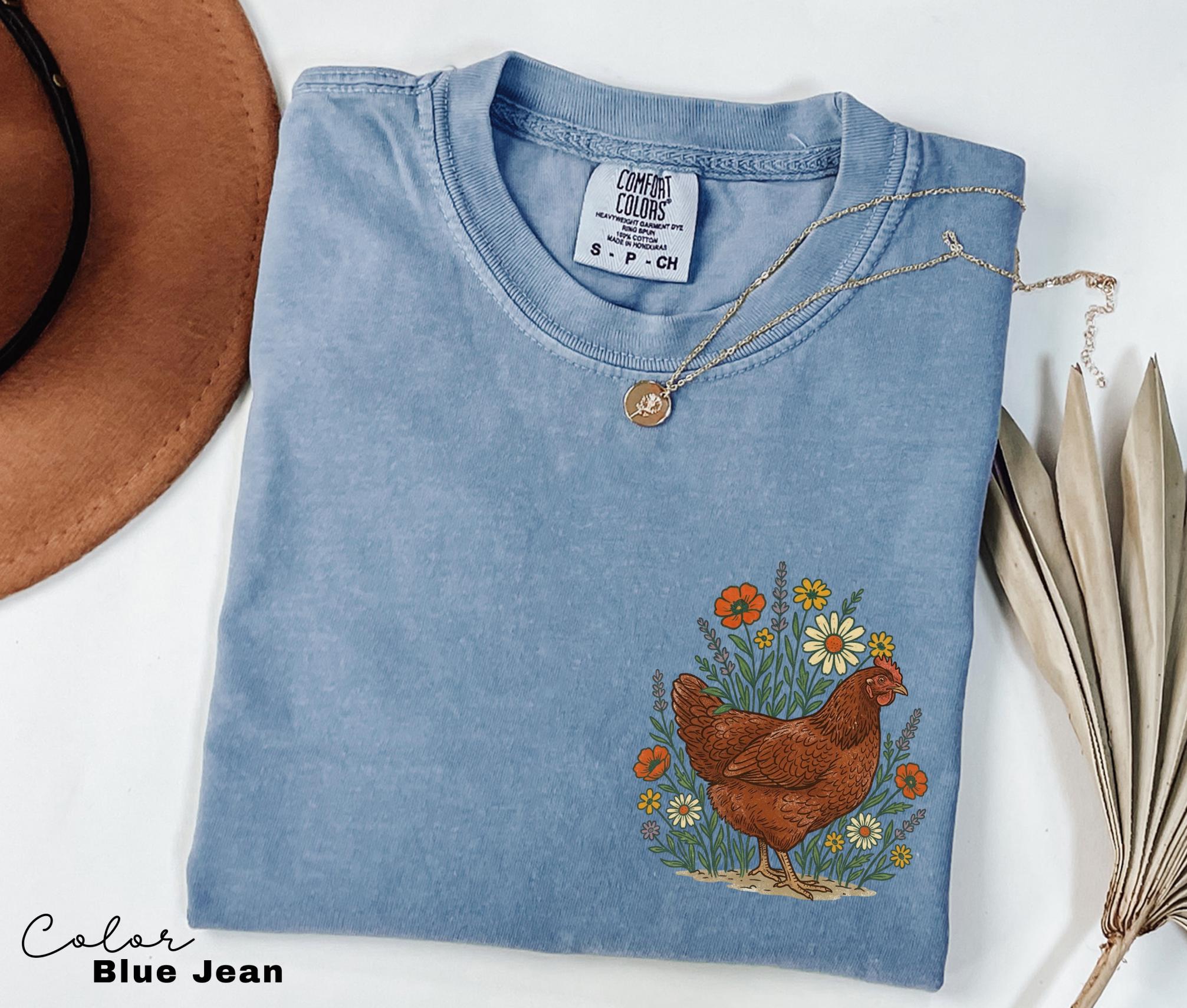 Chicken Flower Shirt, Retro Western Graphic Tee, Comfort Colors Country Girl T-Shirt, Rodeo Outfit, Gift for Her, Country Farm