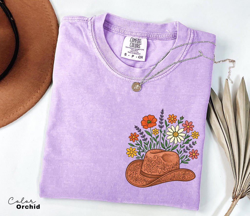 Cowgirl Wildflowers Shirt, Retro Western Graphic Tee, Comfort Colors Country Girl T-Shirt, Rodeo Outfit, Gift for Her, Country Farm