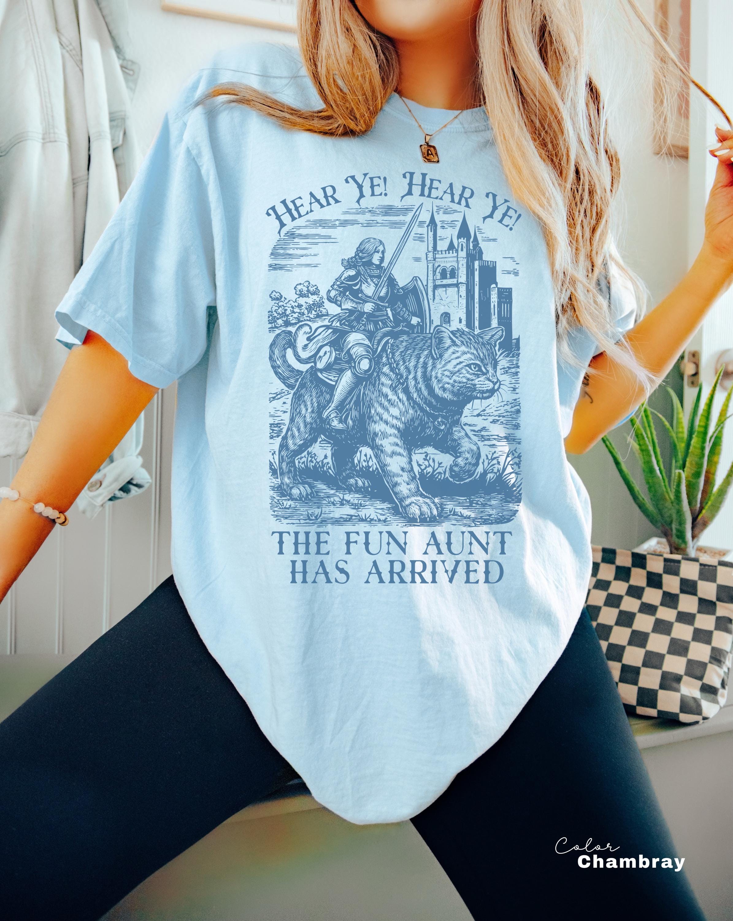 Funny Aunt Shirt, Knight Cat Rider, Fun Aunt, Pregnancy Reveal to Sister Auntie Cool Aunt, New Aunt, Sister Gift,