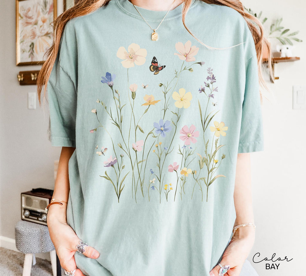 Vintage Wildflower Botanical Graphic Tee, Retro Cottagecore Comfort Colors T-Shirt, Garden Flower Shirt
