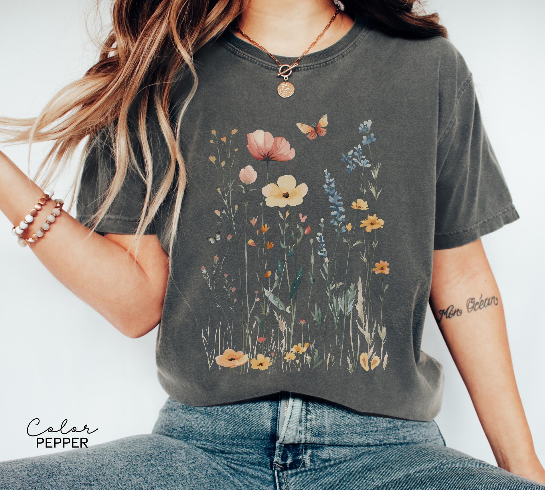 Wildflower Botanical Graphic Tee, Retro Cottagecore Comfort Colors® T-Shirt, Garden Flower Shirt