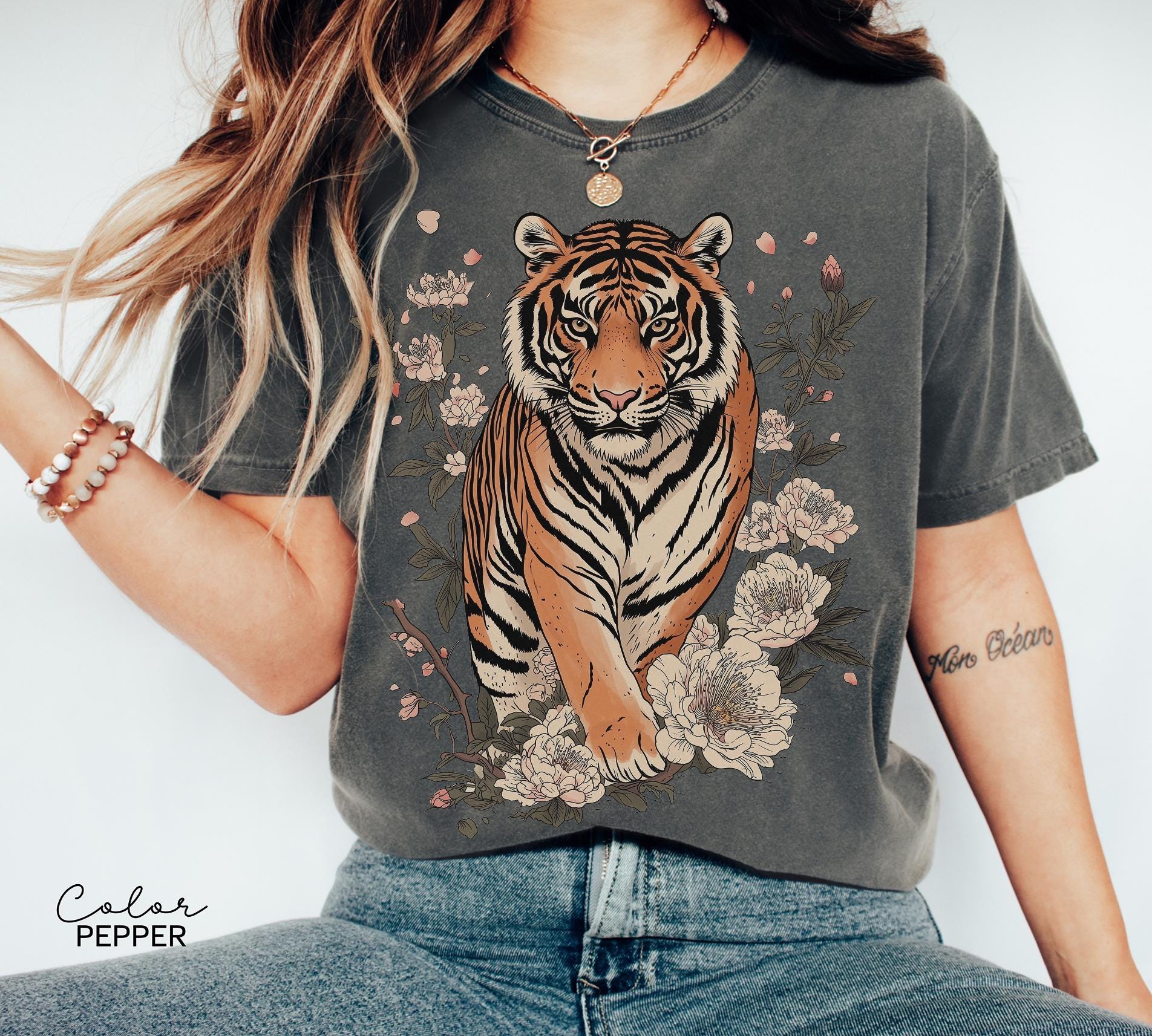 Retro Tiger T-Shirt, Animal Gift for Tiger Lover, Linocut Design