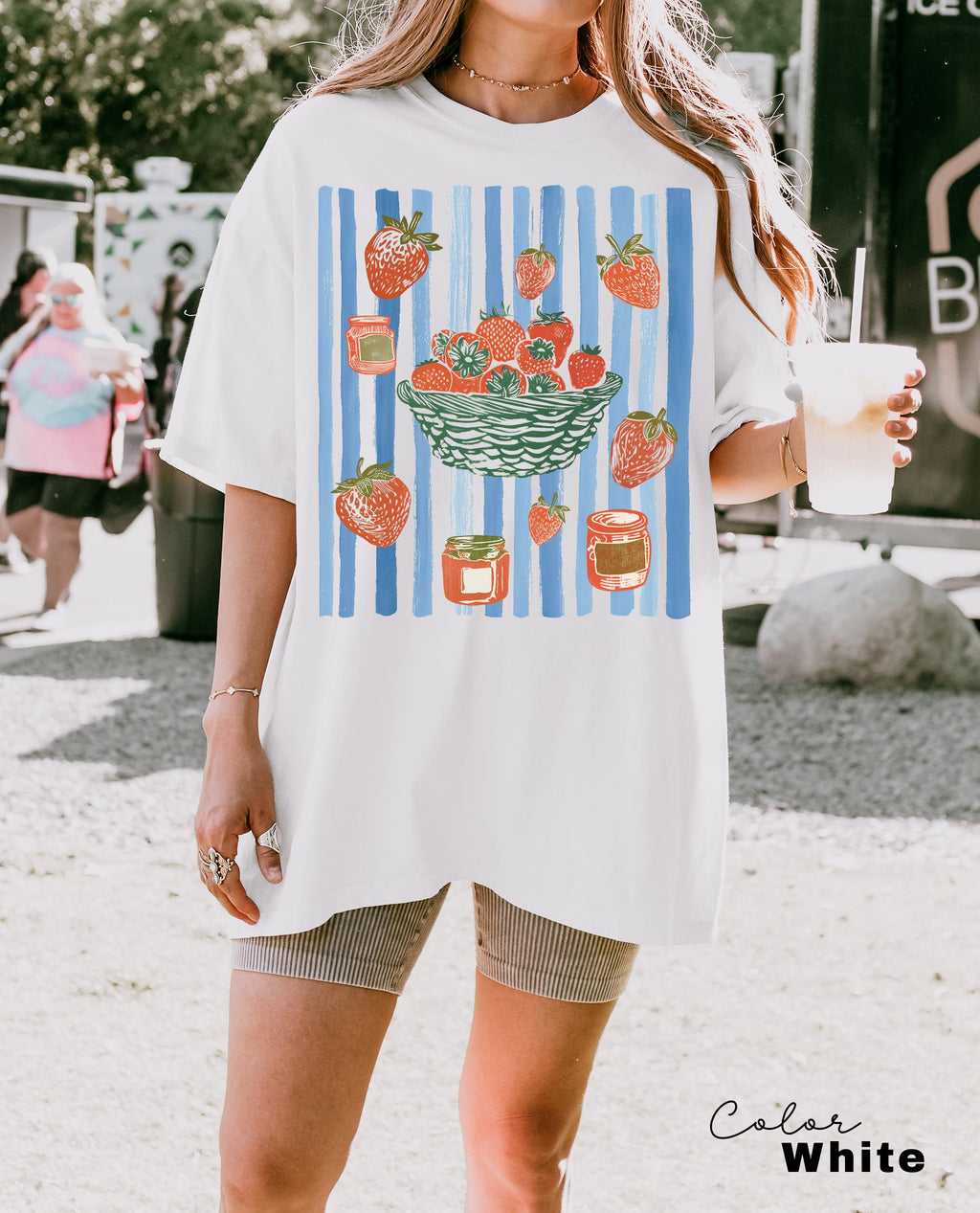 Vintage Strawberry Farmers Market Shirt, Cottagecore Summer Fruit Tee, Comfort Colors Gardener Gift