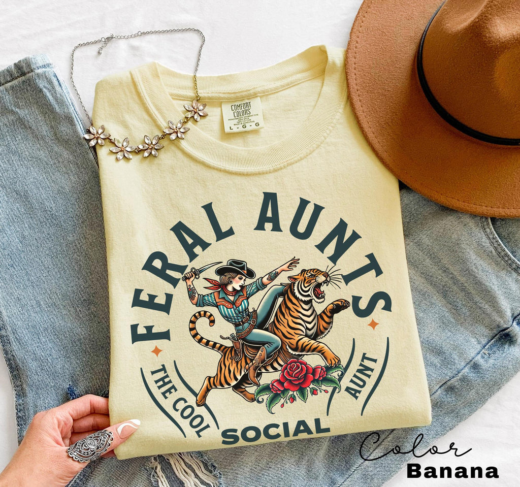 Feral Aunt Social Club, Retro Tiger Shirt, Pregnancy Reveal to Sister, Auntie Shirt, Cool Aunt,