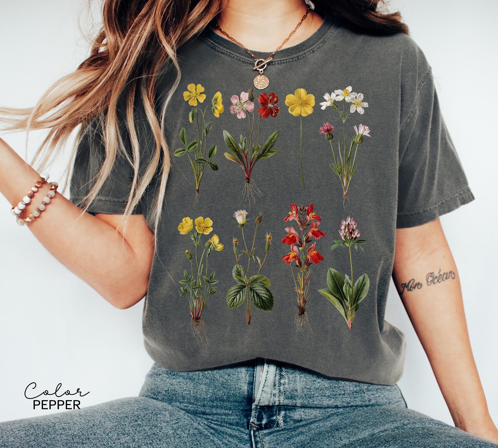 Vintage Wildflower Botanical Graphic Tee, Retro Cottagecore Comfort Colors® T-Shirt, Garden Flower Shirt