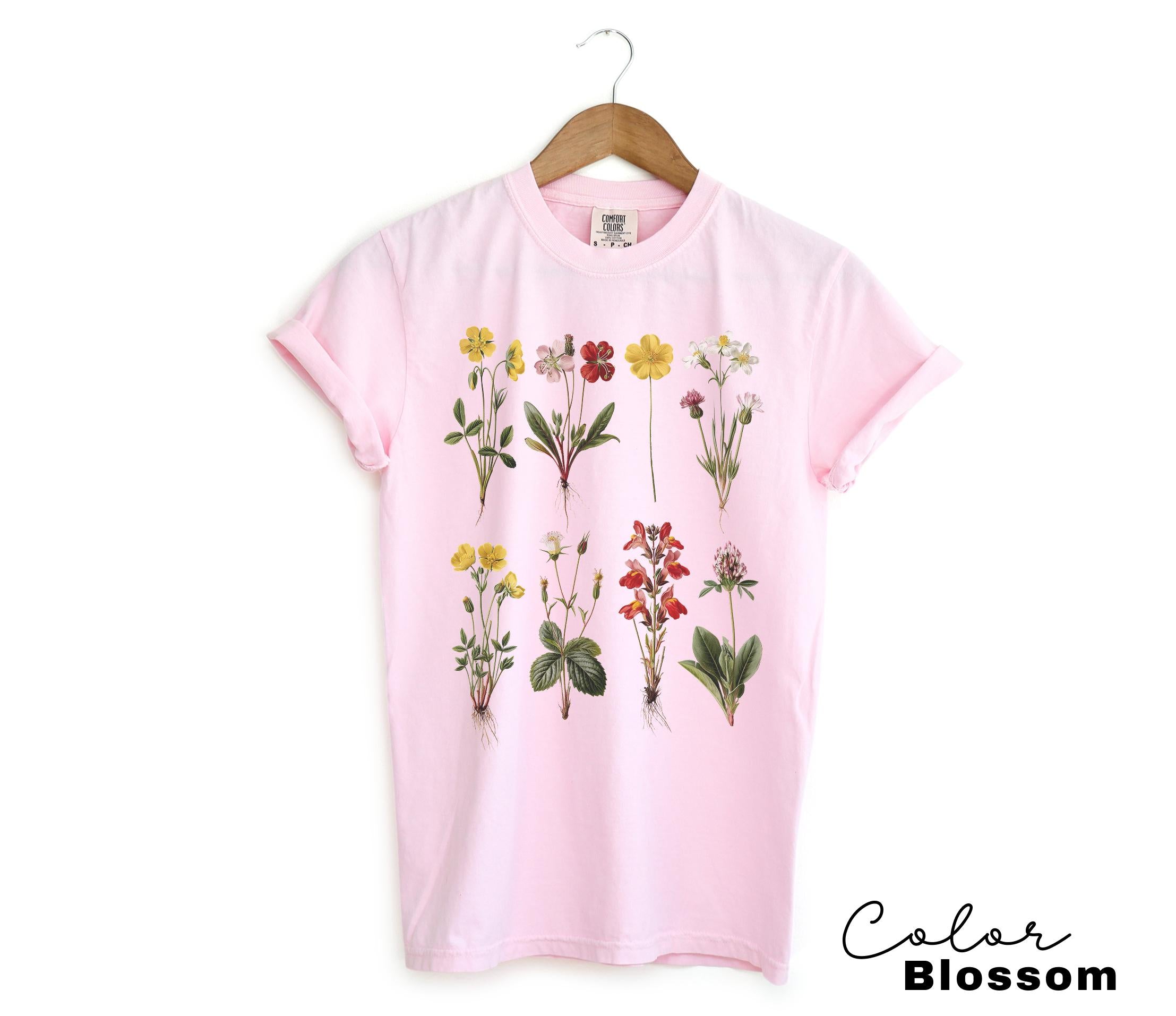 Vintage Wildflower Botanical Graphic Tee, Retro Cottagecore Comfort Colors® T-Shirt, Garden Flower Shirt