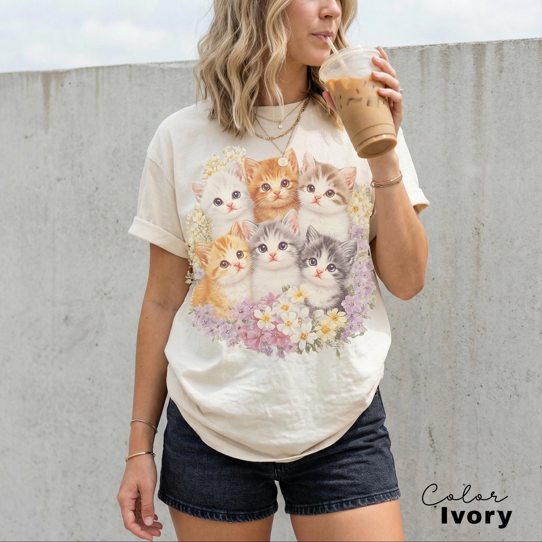 Retro Kitten Floral Shirt Sweatshirt, 90s Vintage Cute Cats Pullover, Boho Unisex Floral Cat Butterfly Graphic Crewneck, Retro Animal Top