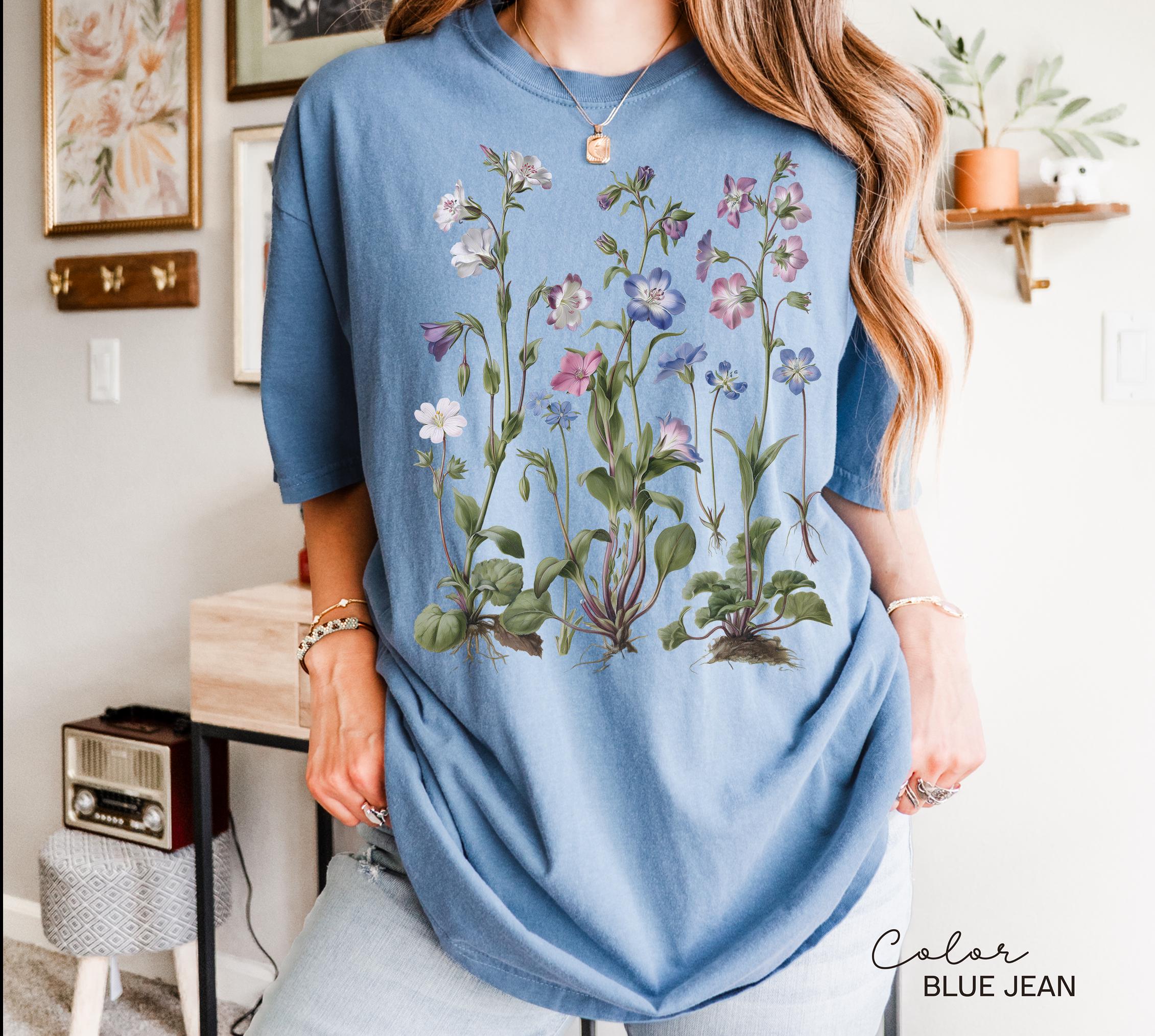 Vintage Wildflower Botanical Graphic Tee, Retro Cottagecore Comfort Colors® T-Shirt, Garden Flower Shirt