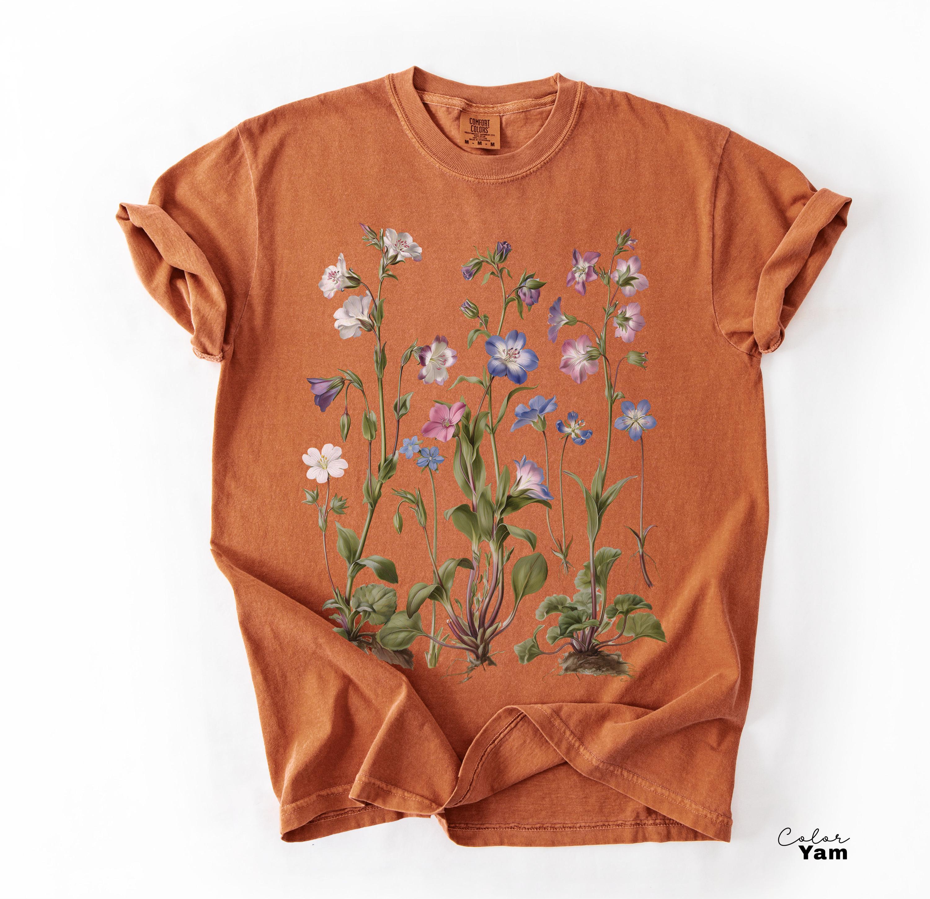 Vintage Wildflower Botanical Graphic Tee, Retro Cottagecore Comfort Colors® T-Shirt, Garden Flower Shirt