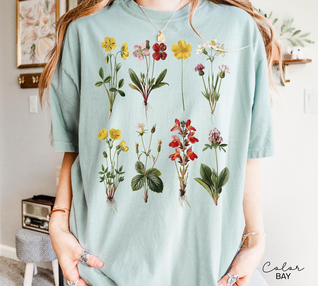 Vintage Wildflower Botanical Graphic Tee, Retro Cottagecore Comfort Colors® T-Shirt, Garden Flower Shirt