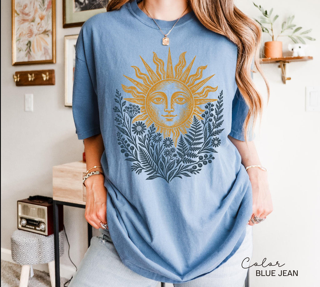 Sun Shirt, Comfort Colors Celestial Sun Tee, Cottagecore Botanical Shirt, Boho Sun Face Sweatshirt, Vintage Mystical Nature Shirt