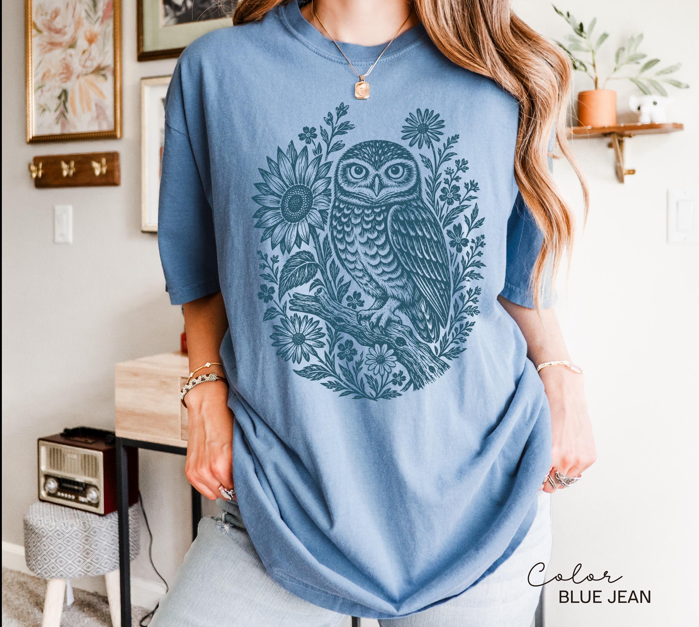 Owl Shirt, Comfort Colors Cottagecore Owl Tee, Linocut Floral Owl Shirt, Dark Academia Bird Shirt, Owl Sweatshirt Gift for Her