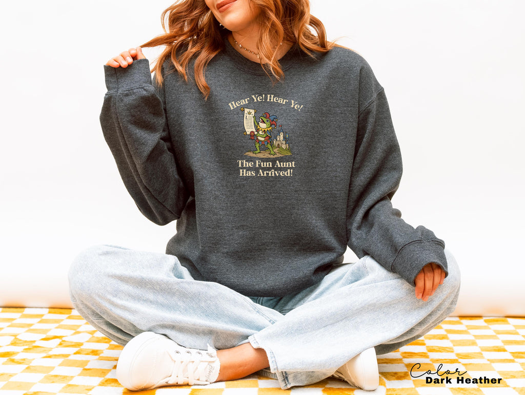 Funny Aunt Shirt, Hear Ye Fun Aunt Has Arrived Tee