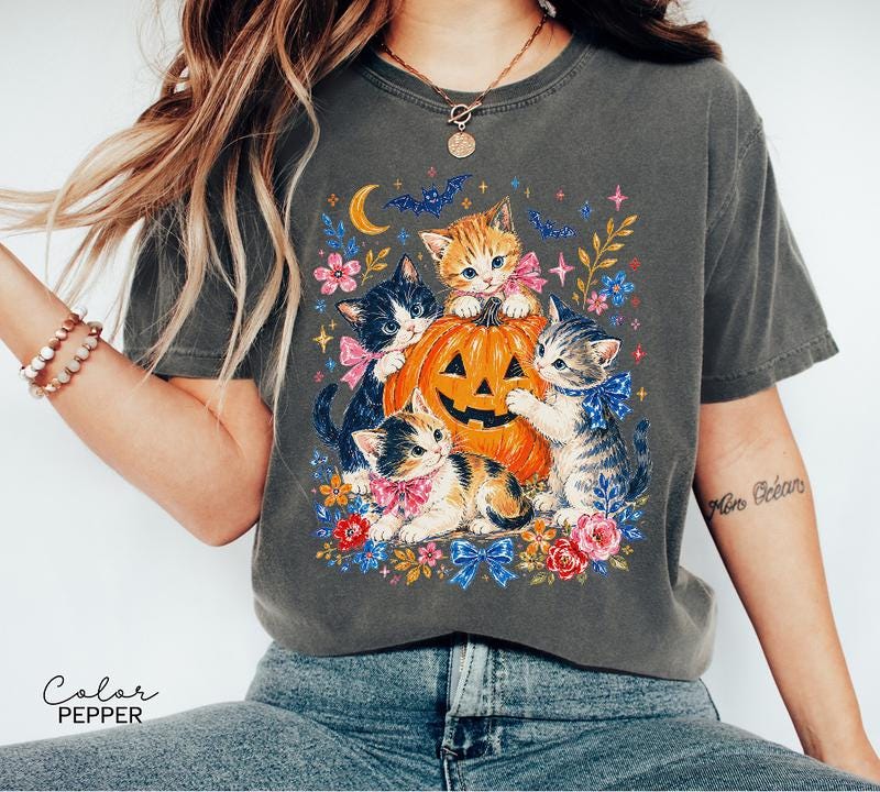 Halloween Cat T-Shirt, Pumpkin Jack O Lantern Graphic Tee, Comfort Colors Tee, Fall Seasonal Shirt, Cute Cat Lover Gift